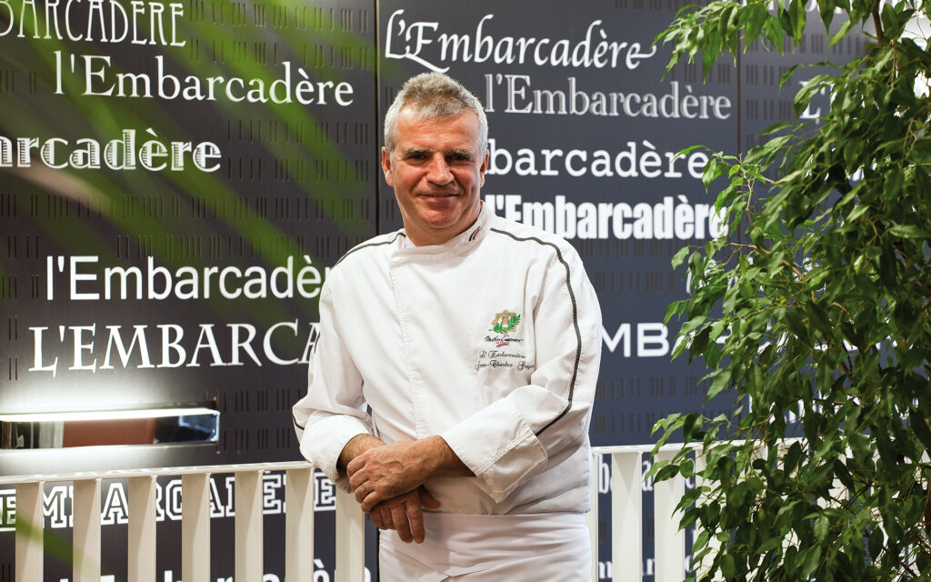 Photo - Histoire embarcadere restaurant 0004 281190 05 083 C Photo - Histoire embarcadere restaurant 0004 281190 05 083 C