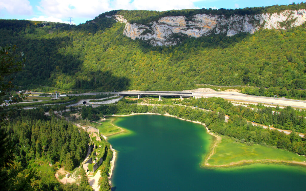 Photo - L'ain embarcadere tourisme 0004 lac de sylans